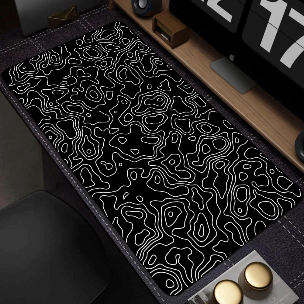 Large Black and White Art Mous - Desk Setup Pink avaliação e preço